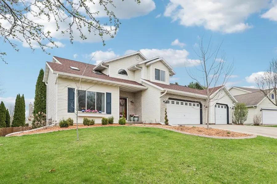 609 Worthington Way, Waunakee, WI 53597 - #2