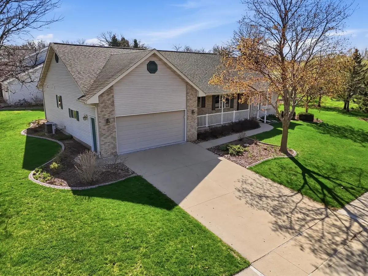 612 Westlawn Drive, Cottage Grove, WI 53527 - #1