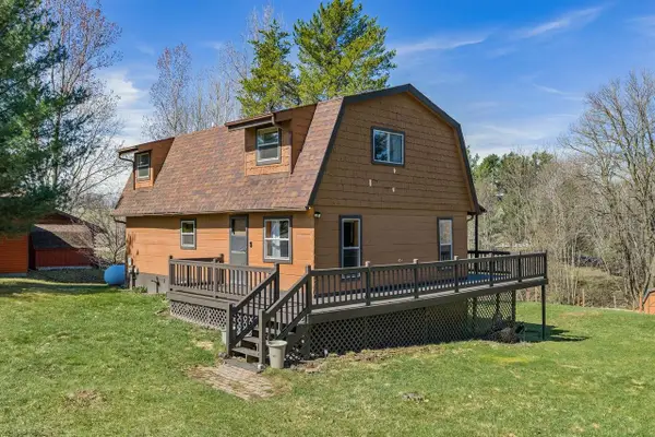 S1509 Canary Court, La Valle, WI 53941