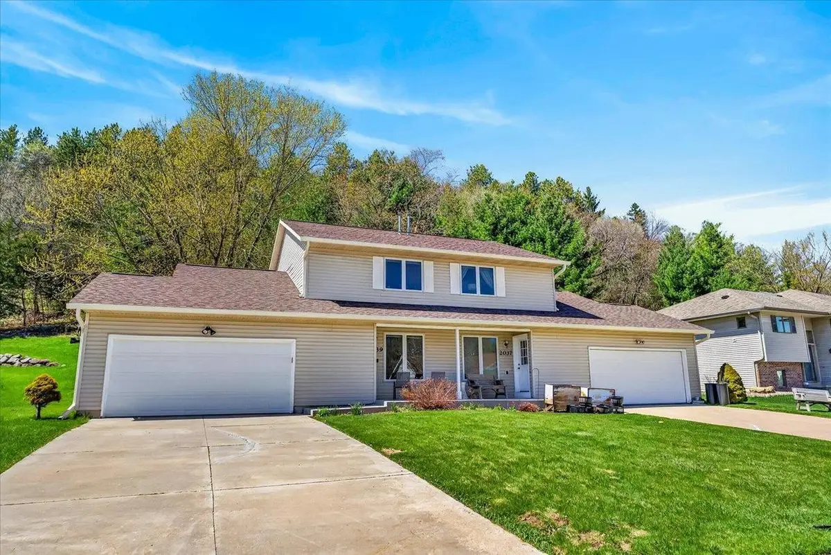2037-2039 Continental Lane, Cross Plains, WI 53528 - #1