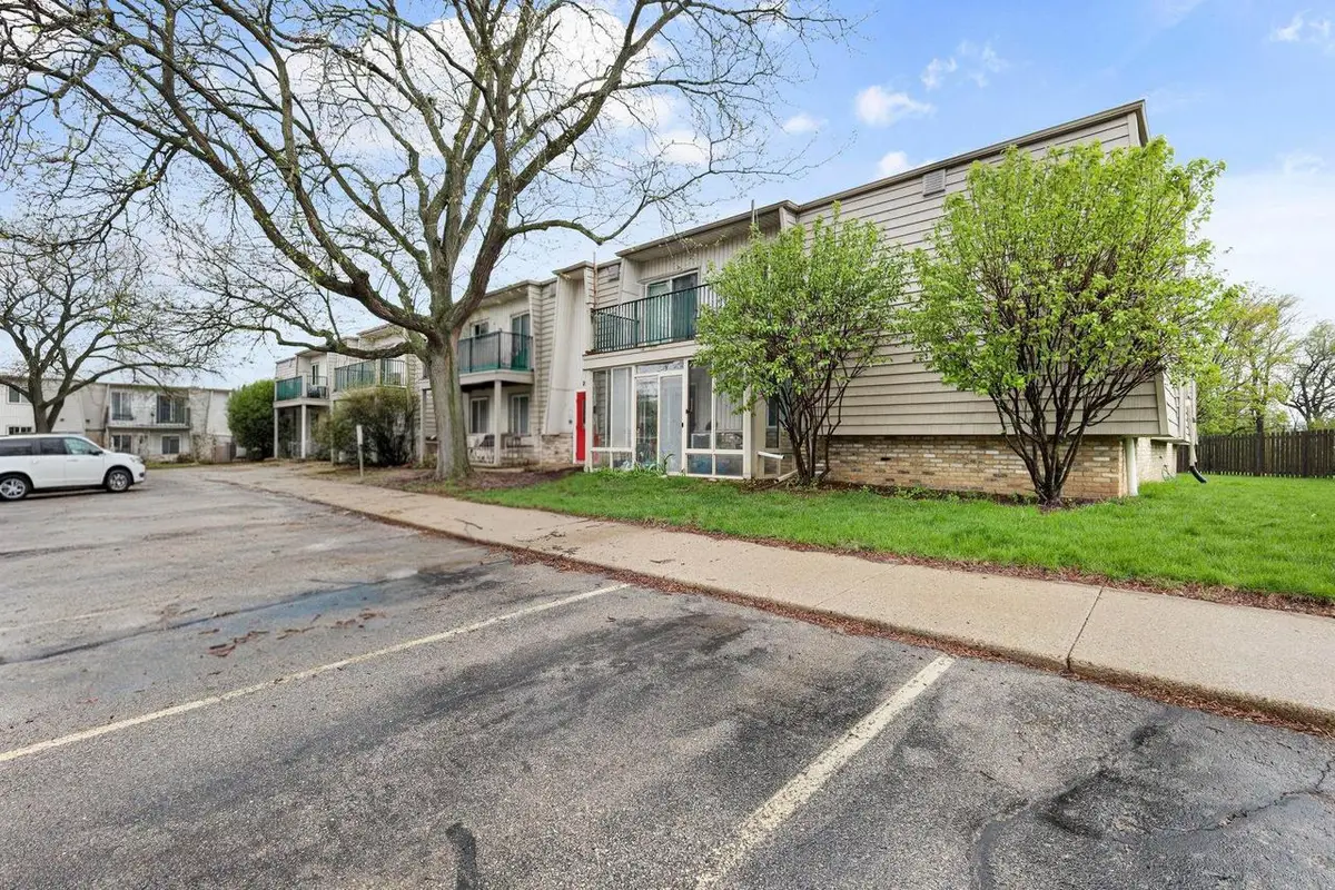 2434 Independence Lane #108, Madison, WI 53704 - #1