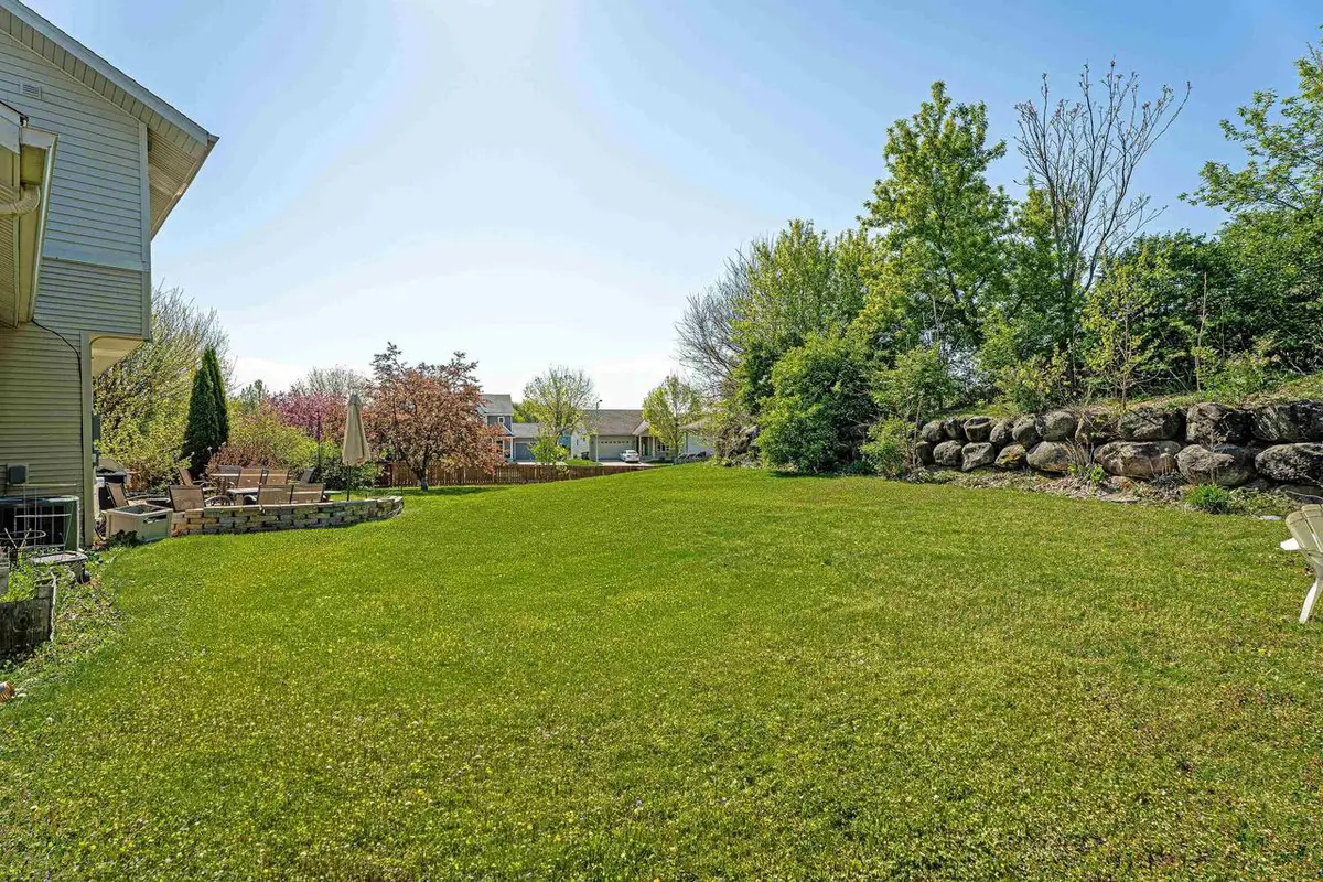10 BANNER Circle, Madison, WI 53718 - #1