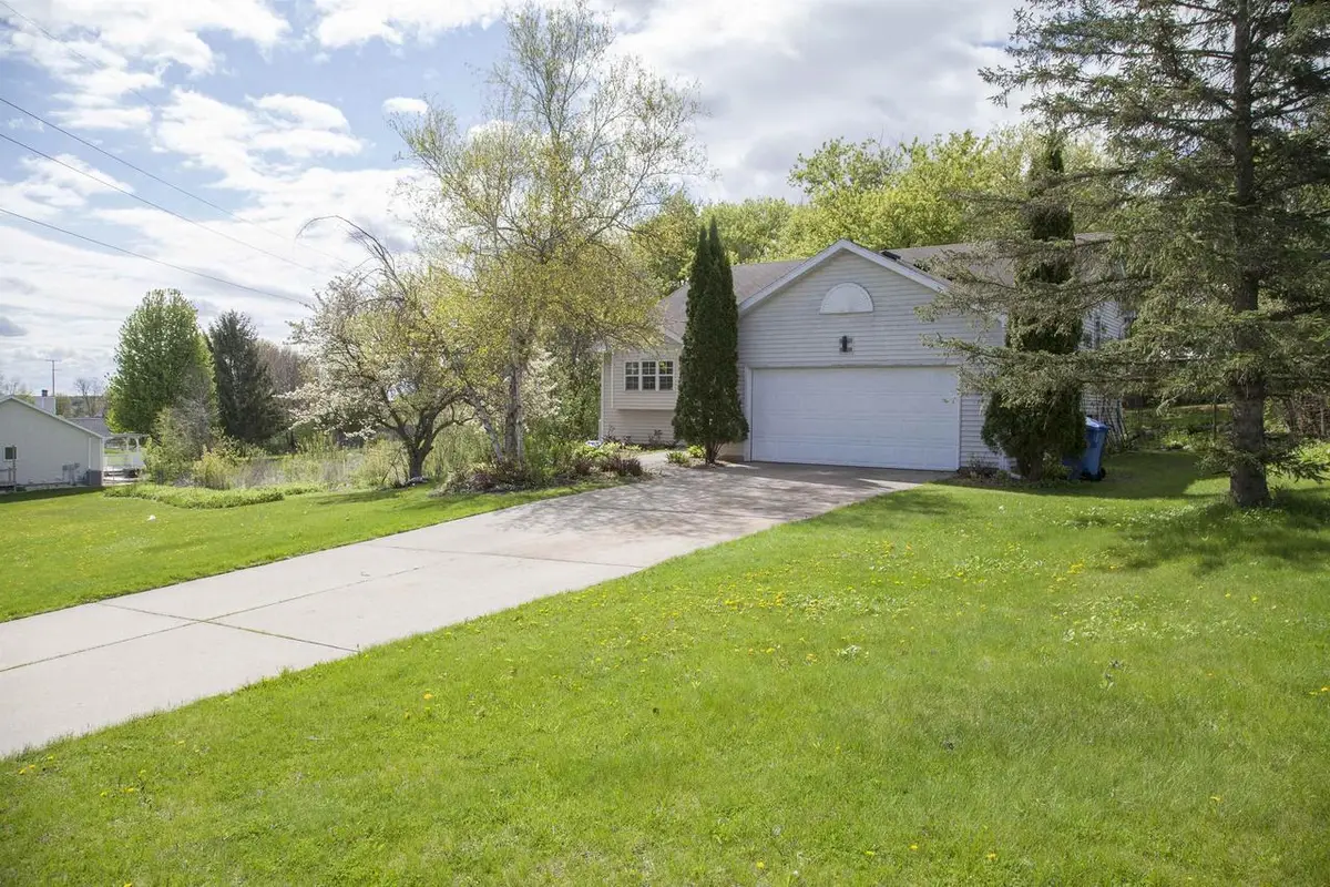 819 Spellman Street, Mount Horeb, WI 53572 - #1