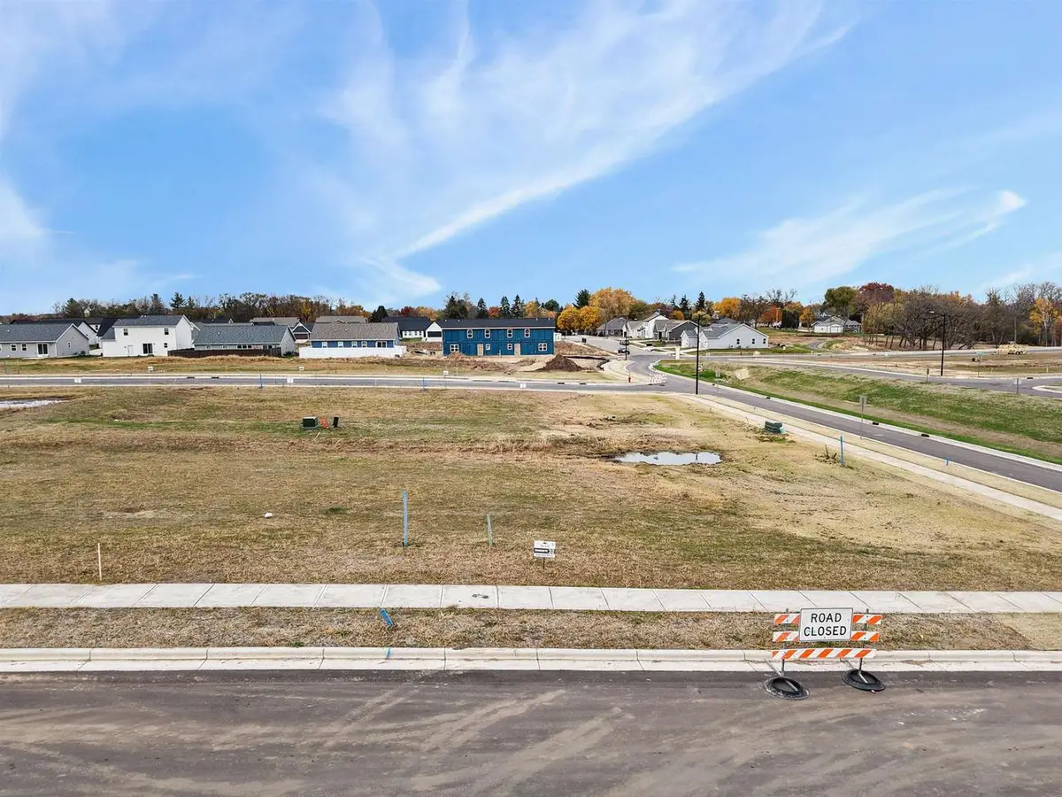 316 Dahlia Drive, Stoughton, WI 53589 - #1