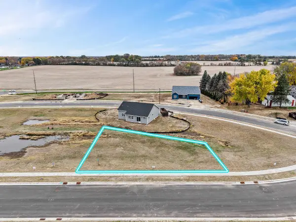 351 Wild Rose Way, Stoughton, WI 53589