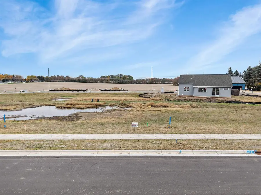 343 Wild Rose Way, Stoughton, WI 53589 - #2