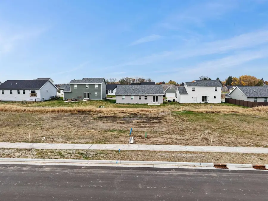 350 Wild Rose Way, Stoughton, WI 53589 - #2