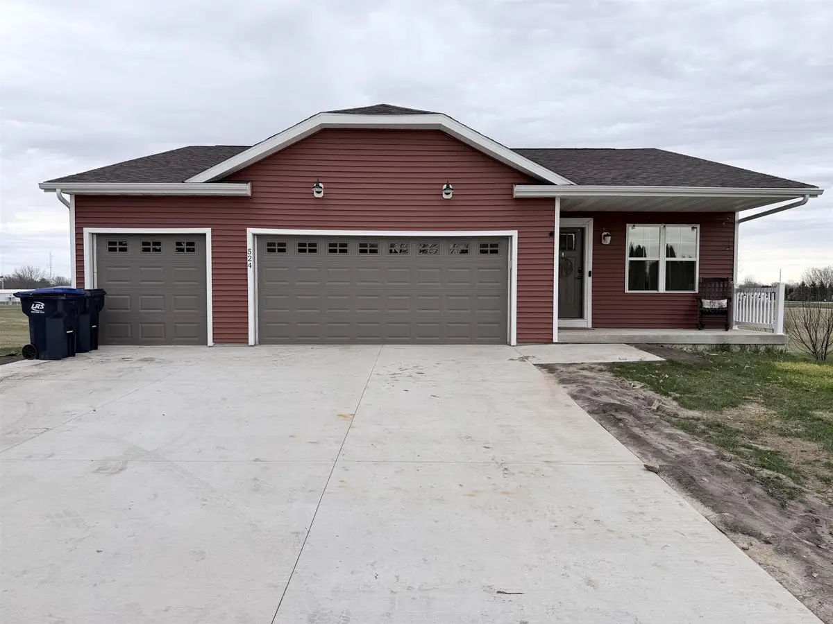 524 S Main Street, Juneau, WI 53039 - #1