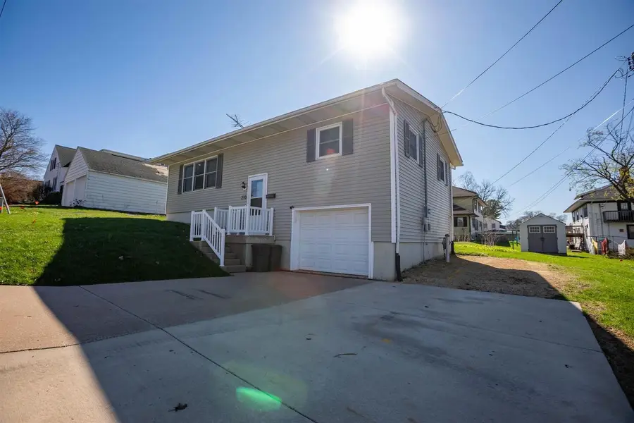 210 S Union Street, Dodgeville, WI 53533 - #3