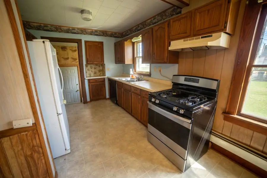 116 N Charles Street, Westfield, WI 53964 - #2