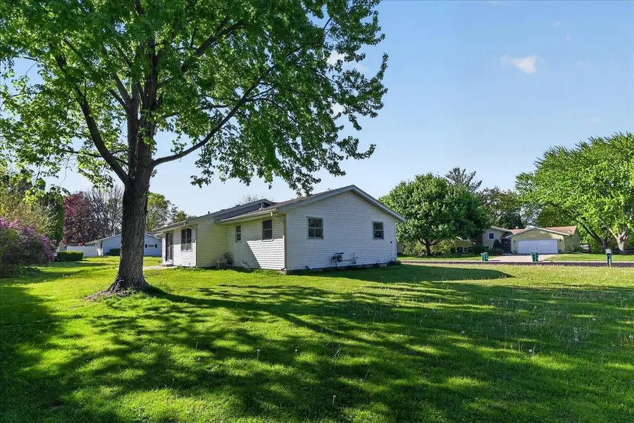 5310 Dennis Drive, McFarland, WI 53558 - #2