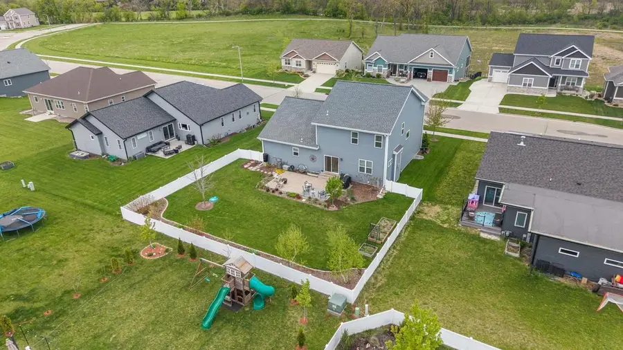 1317 Black Stallion Drive, Madison, WI 53718 - #3