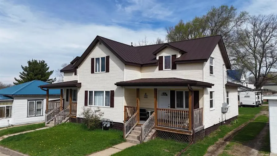 315 W Juneau Street, Tomah, WI 54660 - #3