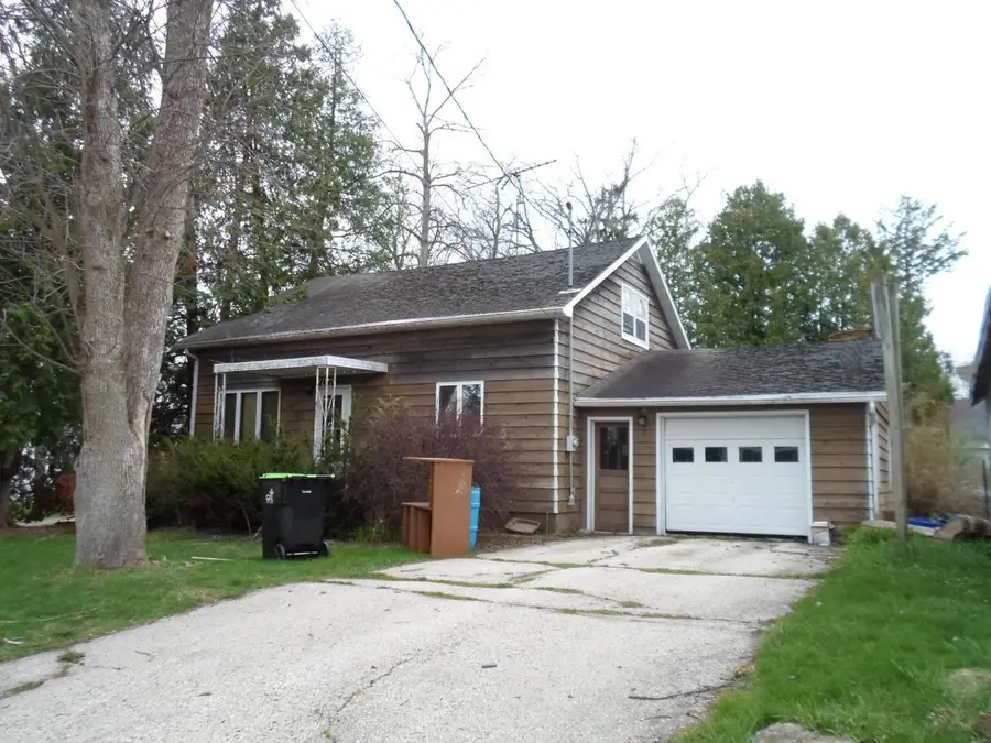 203 S Depot Street, Fox Lake, WI 53933 - #2