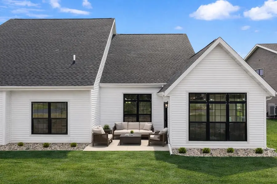 308 Willow Street, Pardeeville, WI 53954 - #3