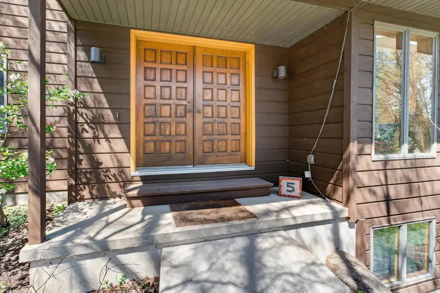 5 Wood Crest Court, Madison, WI 53705 - #3