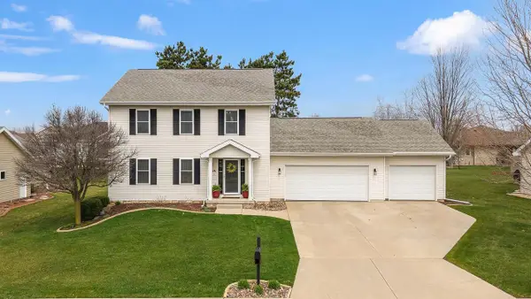 2028 Sandhill Drive, Prairie Du Sac, WI 53578