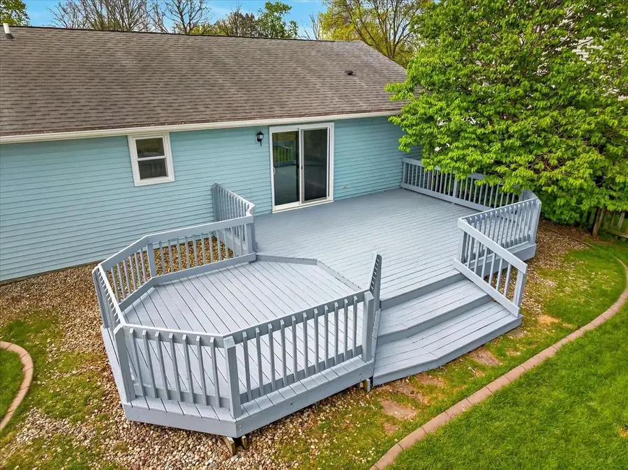 618 Robin Drive, Sun Prairie, WI 53590 - #3