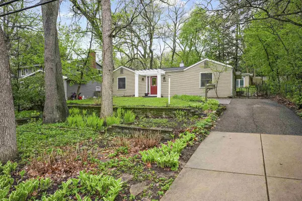2825 Regent Street, Madison, WI 53705