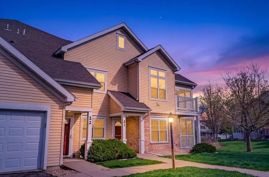 30 Keystone Way #22, Fitchburg, WI 53711 - #2