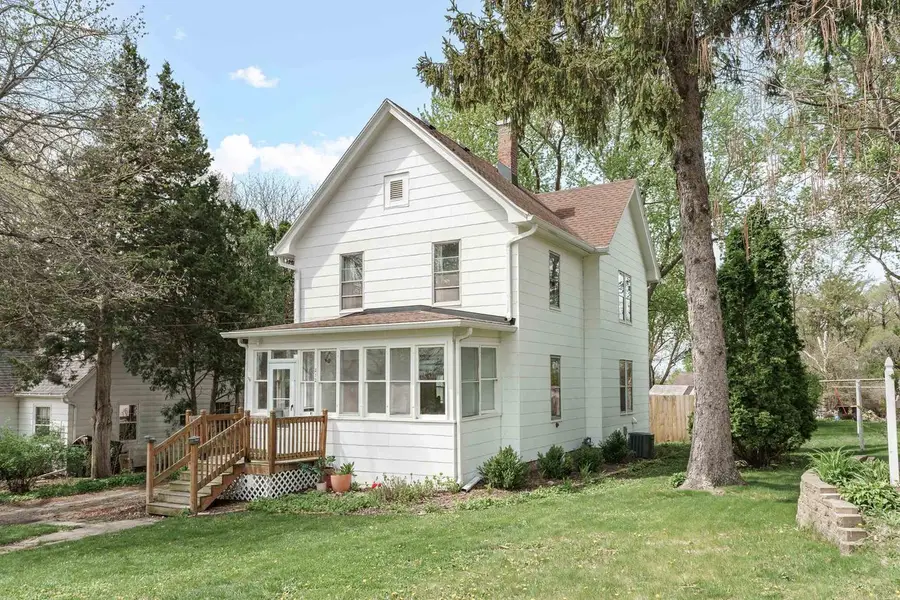 212 Madison Avenue, Deforest, WI 53532 - #2