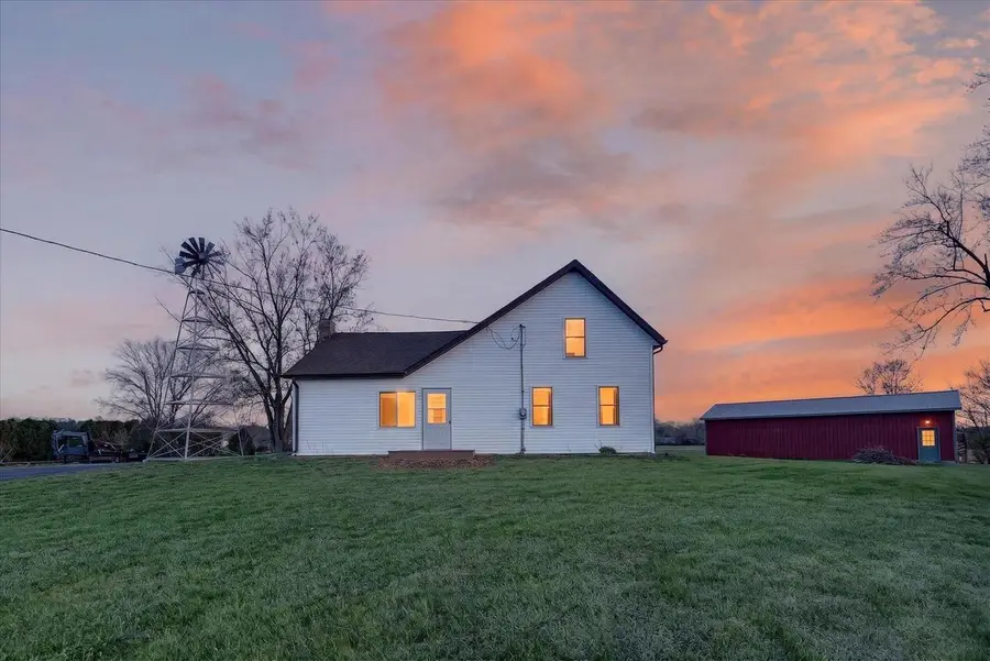 8357 N Territorial Road, Evansville, WI 53536 - #2