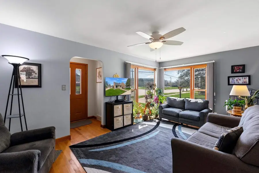 514 S University Avenue, Beaver Dam, WI 53916 - #3