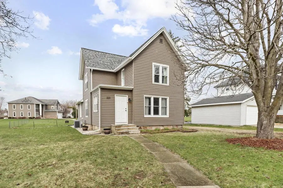 223 Hubbell Street, Marshall, WI 53559 - #2