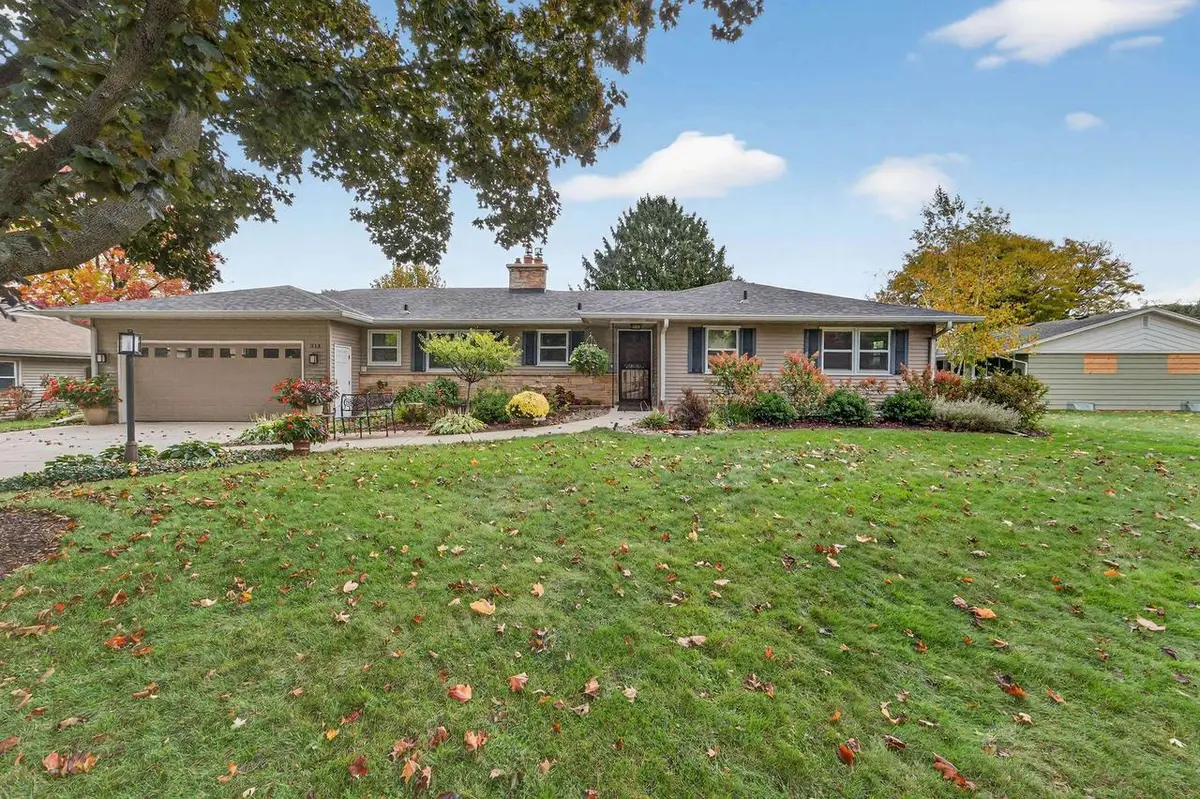 313 S Jefferson Street, Verona, WI 53593 - #1