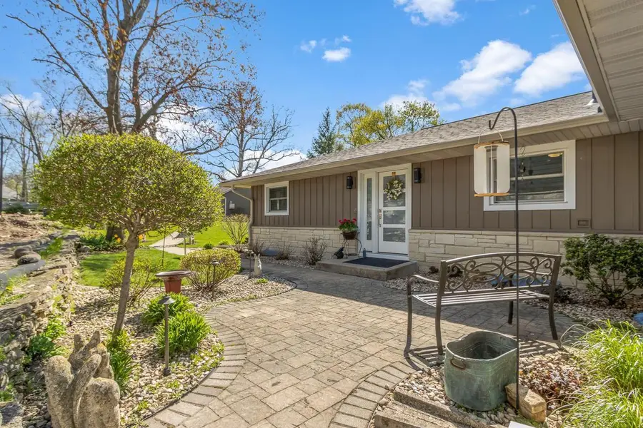 3060 Shadyside Drive, Stoughton, WI 53589 - #2