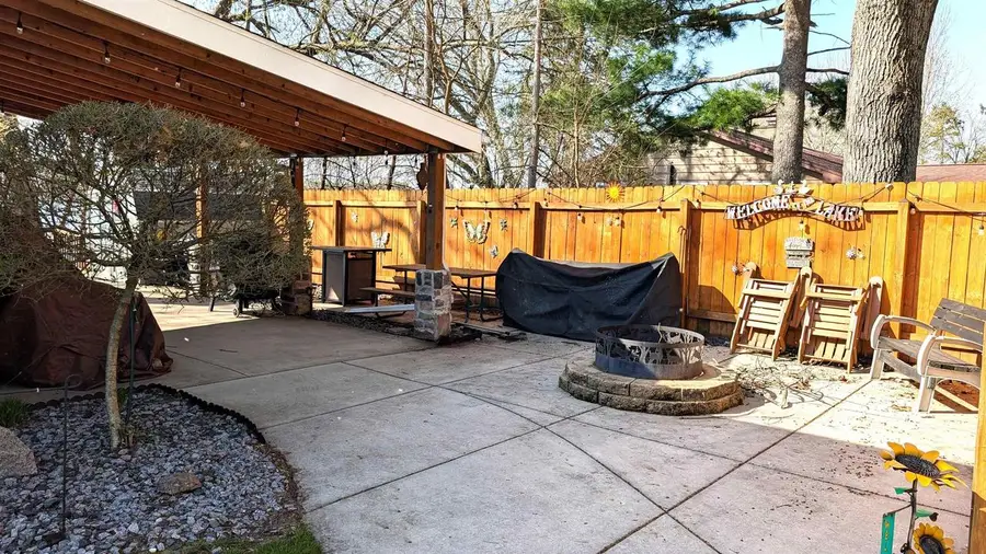 W4009 County Road C, Montello, WI 53949 - #3