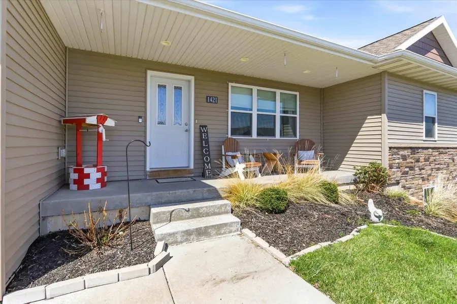 1421 21st Street, Baraboo, WI 53913 - #2