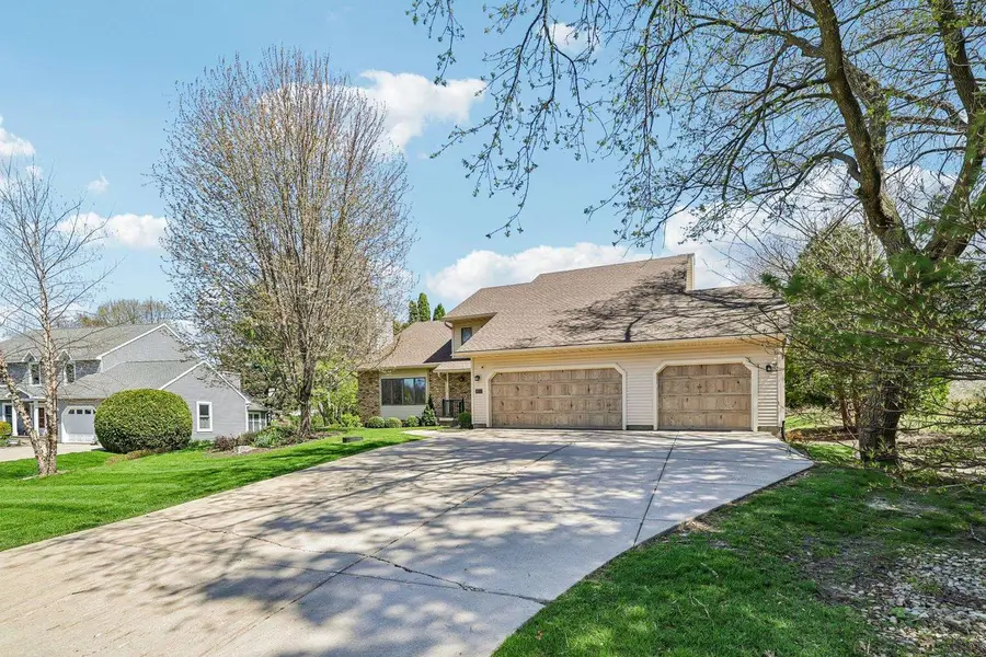 2832 Marledge Street, Fitchburg, WI 53711 - #3