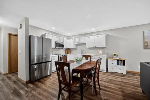 1026 Stonewood Crossing, Sun Prairie, WI 53590