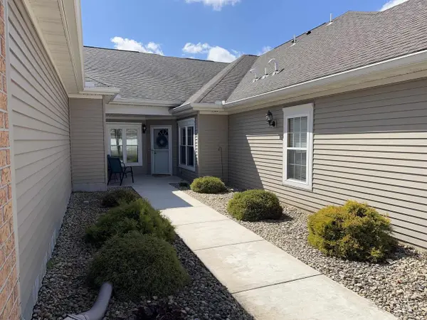 77 Northlight Way #35, Fitchburg, WI 53711