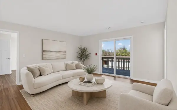 1011 S 2nd Street #4, Delavan, WI 53115