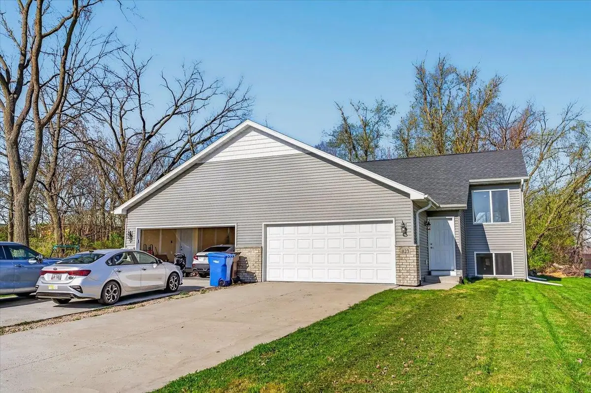 819-823 Thompson Drive, Oregon, WI 53575 - #1