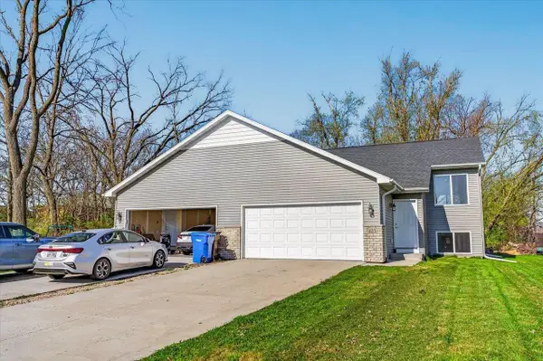 819-823 Thompson Drive, Oregon, WI 53575