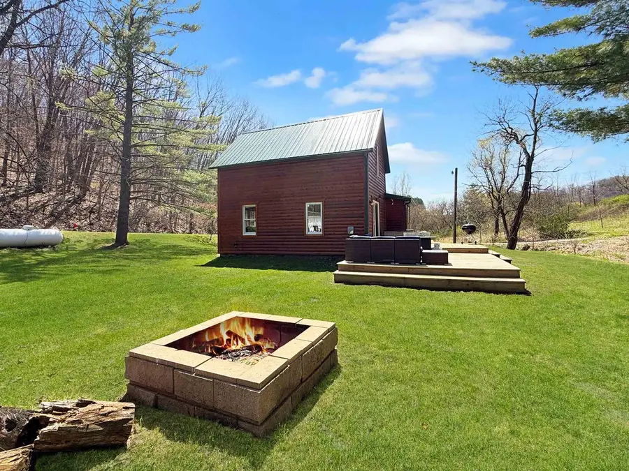 16526 County Rd. H, Richland Center, WI 53581 - #3