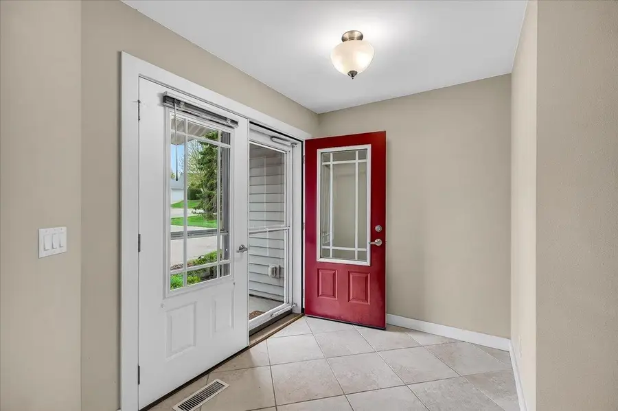 1612 Dewberry Drive, Madison, WI 53719 - #3