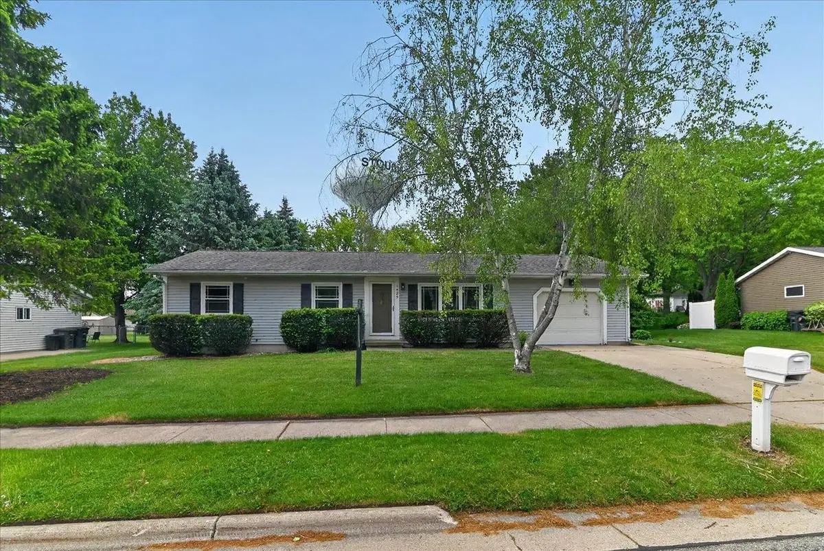 1425 Hyland Drive, Stoughton, WI 53589 - #1
