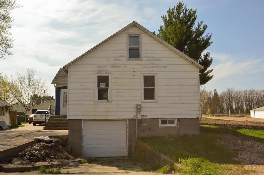 1605 28th Street, Hazel Green, WI 53811 - #3