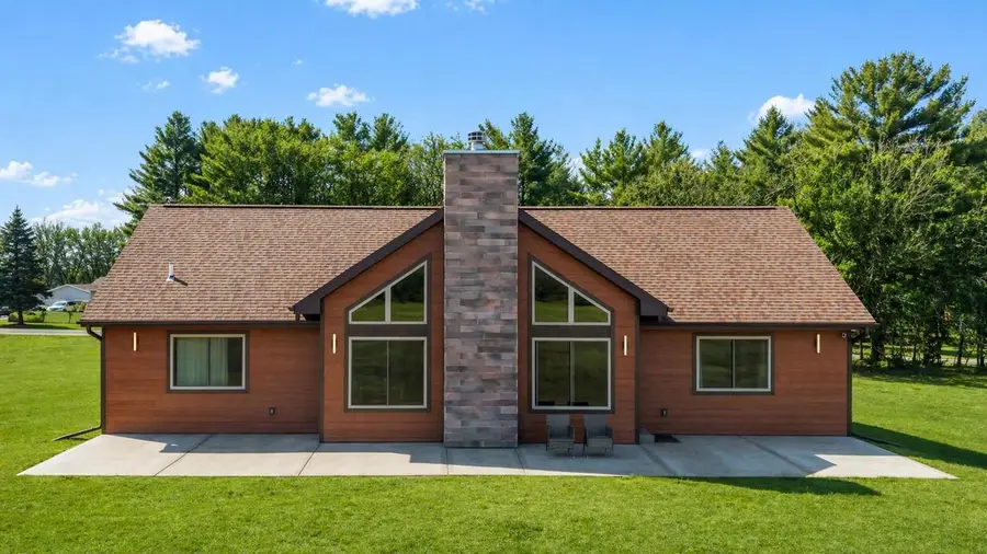 3622 13th Avenue, Wisconsin Dells, WI 53965 - #2