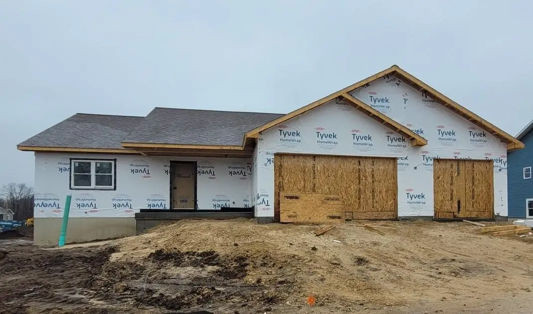 401 Roosevelt Street, Baraboo, WI 53913 - #1