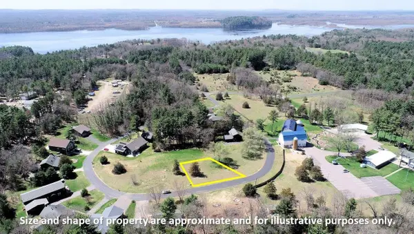 L6 Grand Pines Circle, Wisconsin Dells, WI 53965