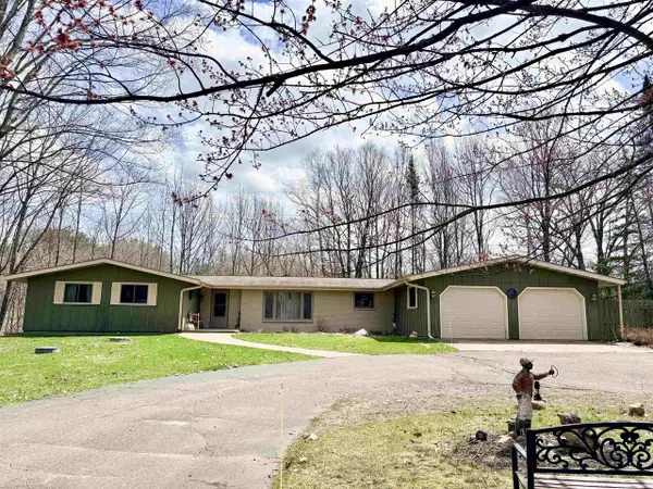 3270 S Hwy 17, Rhinelander, WI 54501