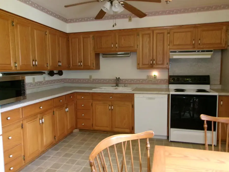 202 Sharp Avenue, Reeseville, WI 53579 - #2