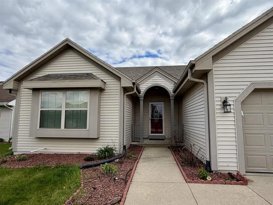 4011 Creekside Drive, Janesville, WI 53548 - #3