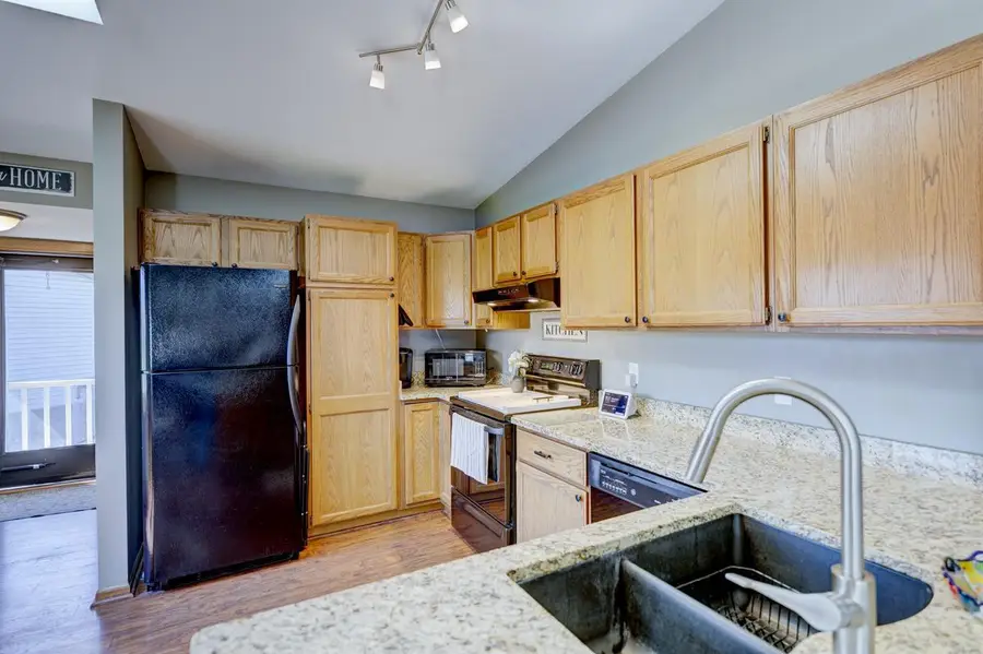 665 Galena Court, Sun Prairie, WI 53590 - #2