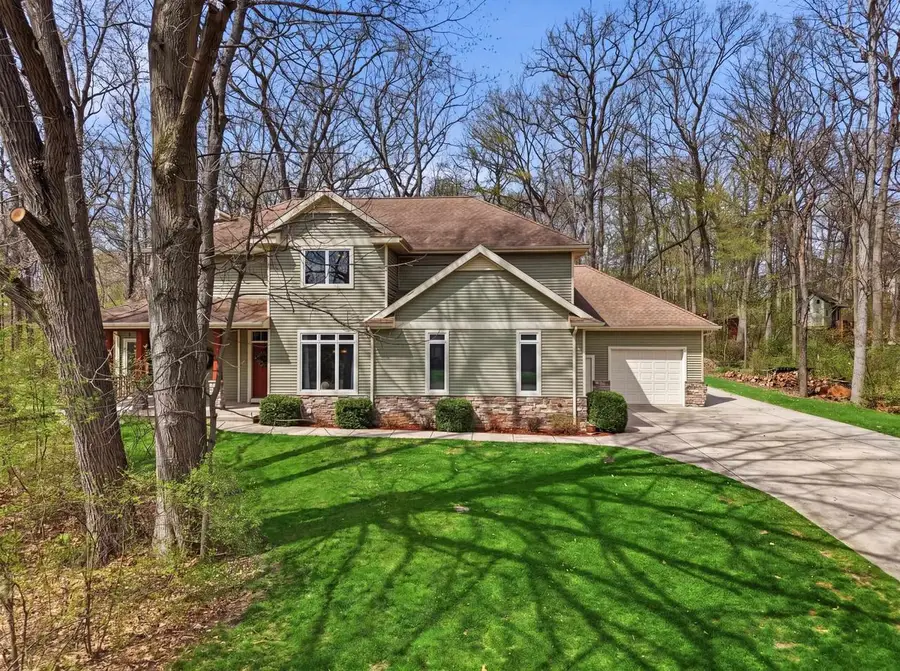 292 Maple Heights Road, Marshall, WI 53559 - #3